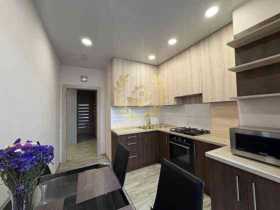 Світла 2-кімнатна квартира з індивідуальним опаленням 