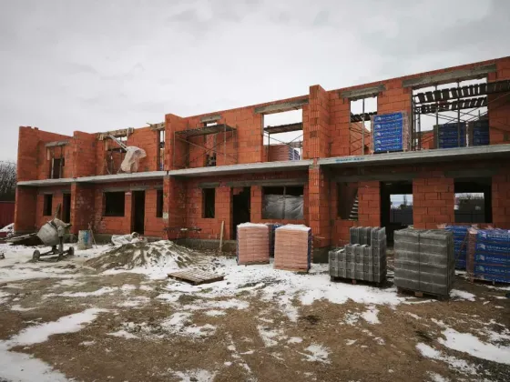 Продаж 2-поверховий Котедж з ділянкою 1.5 сот 110 кв.м 3 кімн. на Олени Пчілки Ужгород