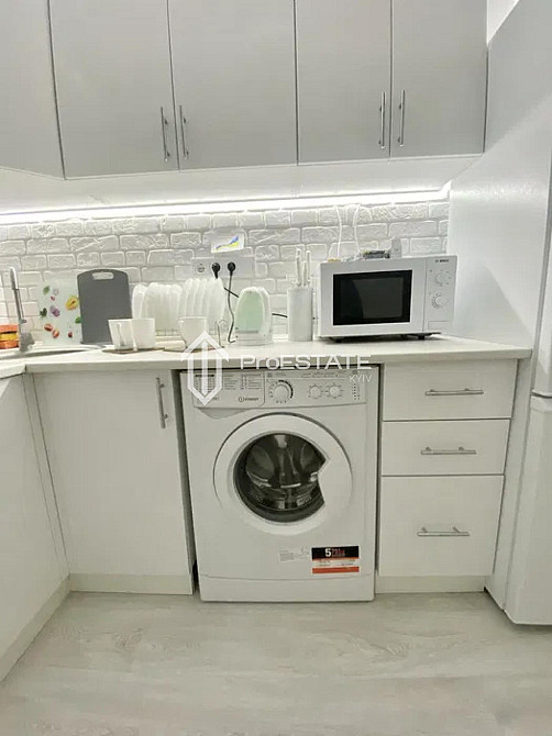 Продаж Квартира 1-кімнатна, 3/19 поверх на вул. Драйзера Теодора Київ - фото 2