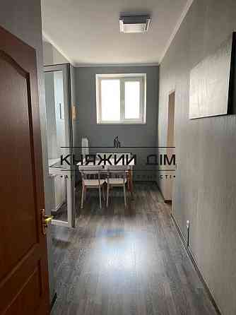 Оренда Квартира 3-кімнатна, 19/19 поверх на Дмитриевская ул. Київ