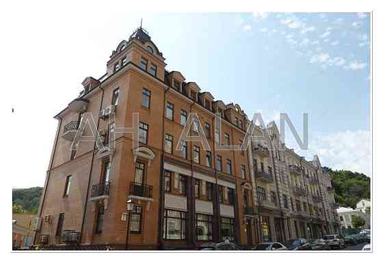 Оренда Будинок 5-кімнатний на Андріївський узвіз, 1А Київ