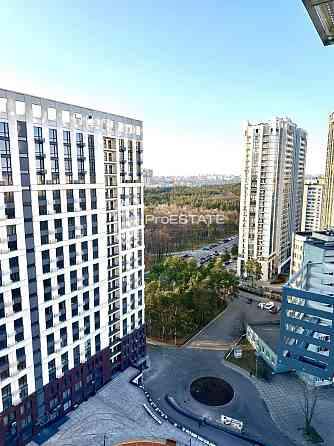 Продаж Квартира 2-кімнатна, 19/26 поверх на вул. Князя Романа Мстиславича Kiev