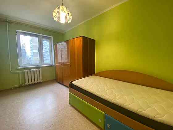 Продаж Квартира 3-кімнатна, 6/9 поверх на Любарского, 84А Дніпро