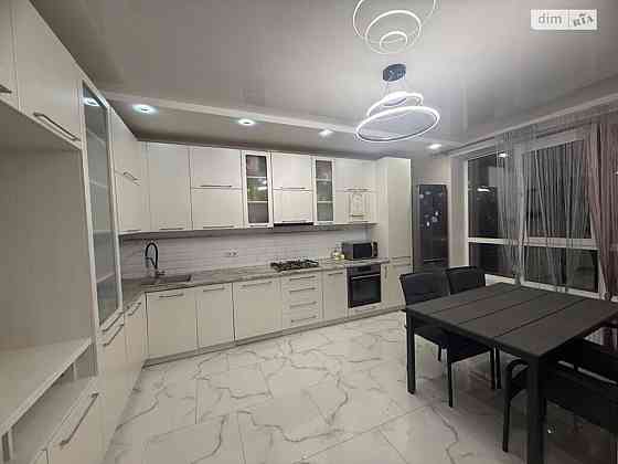 Продаж Квартира 4-кімнатна, 2/2 поверх на провулок Інтелегентний Vinnytsya