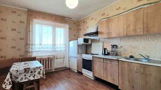 Оренда Квартира 1-кімнатна, 18/18 поверх на Руденка, 10В Киев