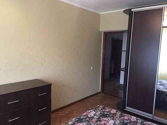 Оренда Квартира 3-кімнатна, 6/13 поверх на пер. Бастионный, 9 Киев