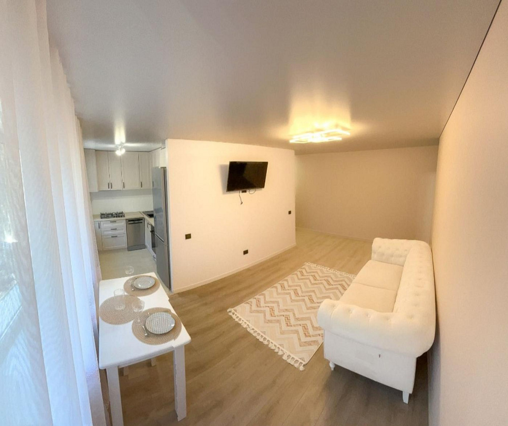 Продаж Квартира 3-кімнатна, 2/5 поверх на вул. Степана Бандери Рівне - фото 3