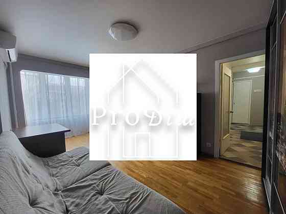 Продаж 1к Квартира 55 кв.м Євгена Коновальця, 37 Kiev