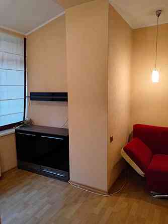 Оренда Квартира 1-кімнатна, 4/5 поверх на Первамайського, 9а Киев