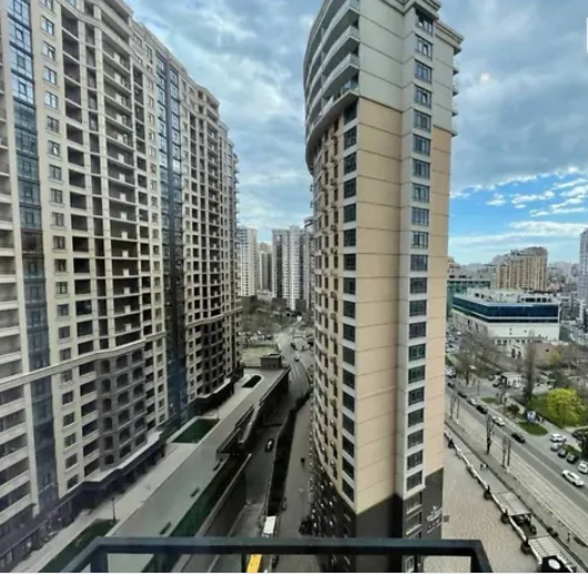 Продаж Квартира 1-кімнатна на ул. Генуэзская, 1е Одесса