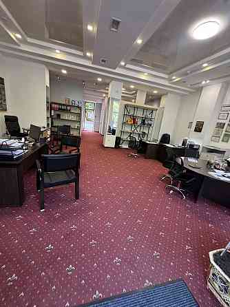 Оренда торгове приміщення на Залізнична вул., 49 поверх - 1/4 Івано-Франківськ