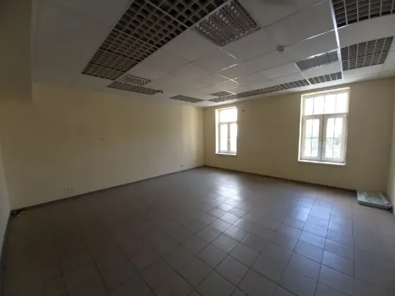 Здається Офісні приміщення площа 25 кв.м Дніпро Слобожанський прс. Дніпро