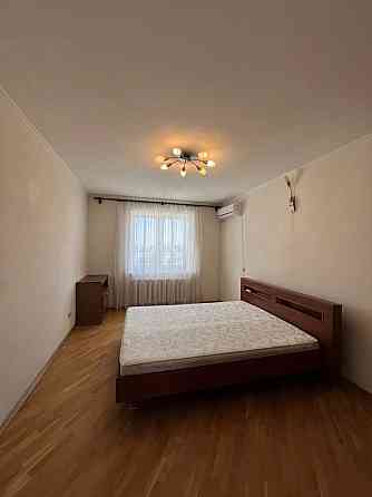 Оренда Квартира 3-кімнатна, 11/15 поверх на Смілянська, 10/31 Київ