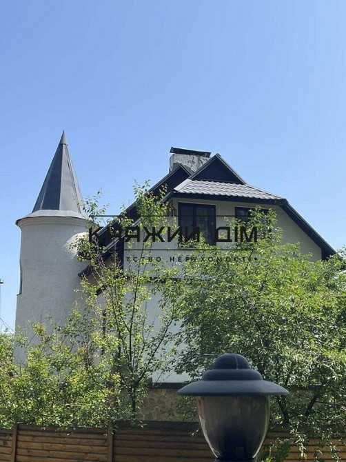 Продаж 3-поверхового цегляного будинку 150 м2, Малютянка, 35 км від центру Києва. № 2211656 Малютянка - фото 2