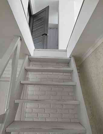 Продаж Будинок 4-кімнатний на Пряжів Zhytomyr