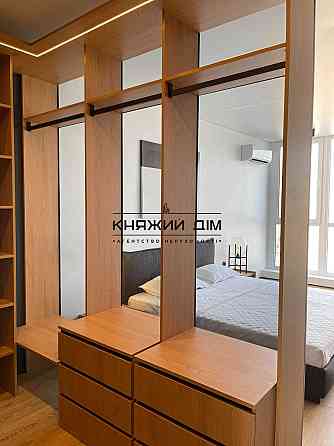 Продаж 2к Квартира 62 кв.м Ревуцкого ул. Kiev