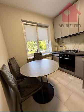 Продаж Квартира 2-кімнатна, 2/5 поверх на Собранецька Uzhhorod