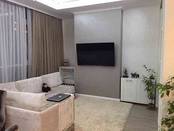 Оренда Квартира 1-кімнатна, 8/18 поверх на Французский б-р, 60б Одеса