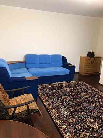 Оренда Квартира 3-кімнатна, 12/15 поверх на вул. Павла Тичини, 6 Київ