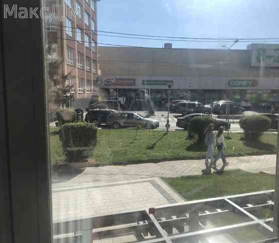 Оренда Будинок 3-кімнатний на вул. Коллонтая Ternopil'