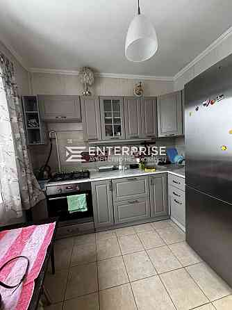 Продаж Квартира 2-кімнатна, 9/9 поверх на вул. Бажана Миколи Kiev