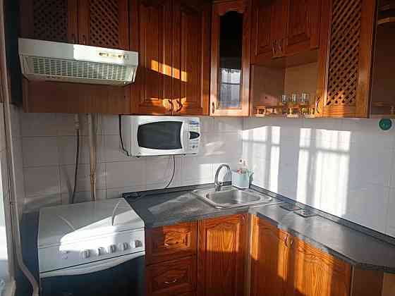 Оренда Квартира 1-кімнатна, 5/9 поверх на Проспект Бажана, 5б Киев