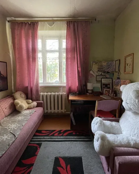 For sale 2-storey House with land 17 ares 198 sq.m 7+ rooms at Моторна Dnipro - photo 1