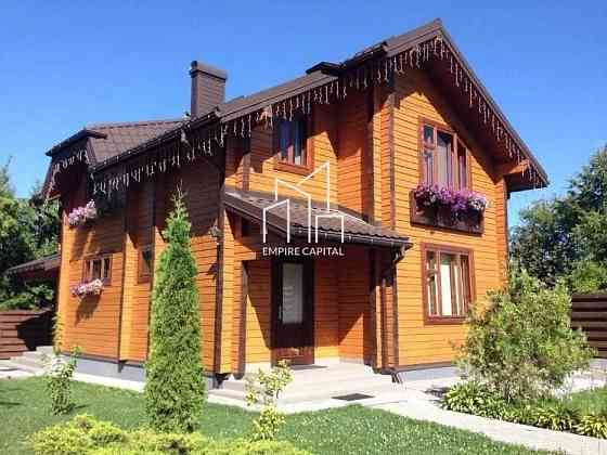 Оренда 2 поверхового будинку з ділянкою на 0.1 соток, 140 кв. м, 3 кімнат, Львів