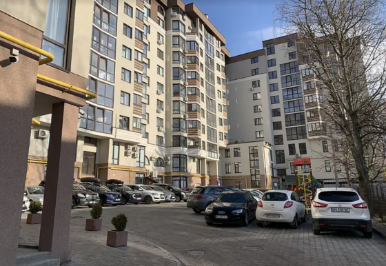 Продаж 4к квартири 160 кв. м на вул. Митрополита Андрія Шептицького Тернопіль