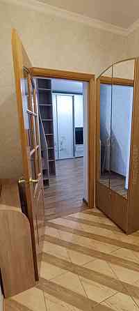 Оренда Квартира 1-кімнатна, 8/23 поверх на Пчілки, 3 а Kiev