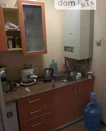 Оренда приміщення вільного призначення на Театральна поверх - 1/2 Винница