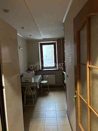 Продаж Квартира 3-кімнатна, 9/10 поверх на вул. Клочківська Харьков