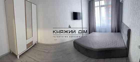 Оренда Квартира 1-кімнатна, 14/21 поверх на Черниговская ул. Київ