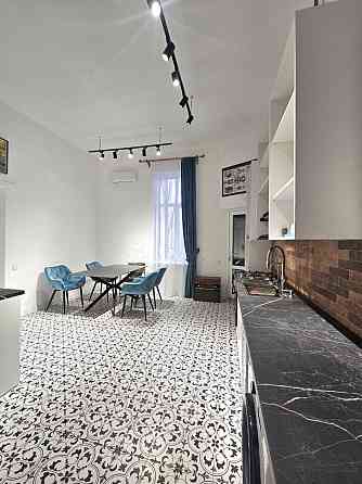 Продаж Квартира 3-кімнатна, 1/3 поверх на Мазепи Гетьмана вул., 36 Ivano-Frankivs'k