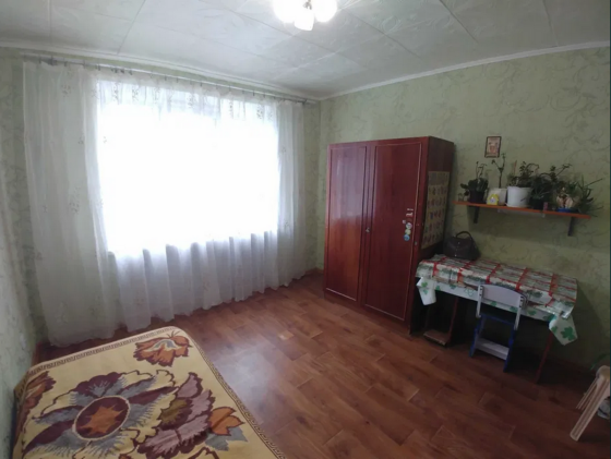 Продам кімнату у девятиповерхівці. Кропивницький