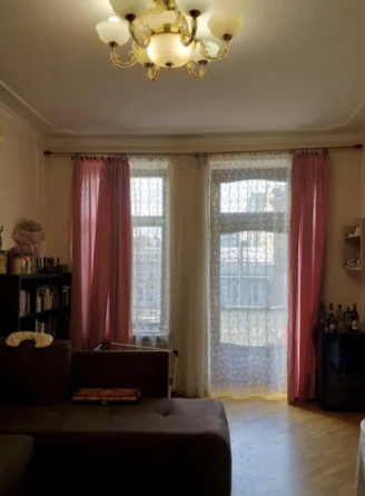 Продам 4-х комнатную квартиру в Центре города Одеса