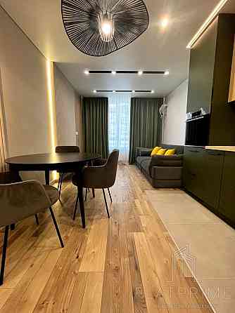 Продаж Квартира 3-кімнатна, 13/26 поверх на Дніпровська наб. вул., д. 15-К Киев