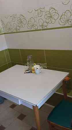 Продаж Квартира 3-кімнатна, 7/9 поверх на вул. Академіка Курчатова Kharkiv