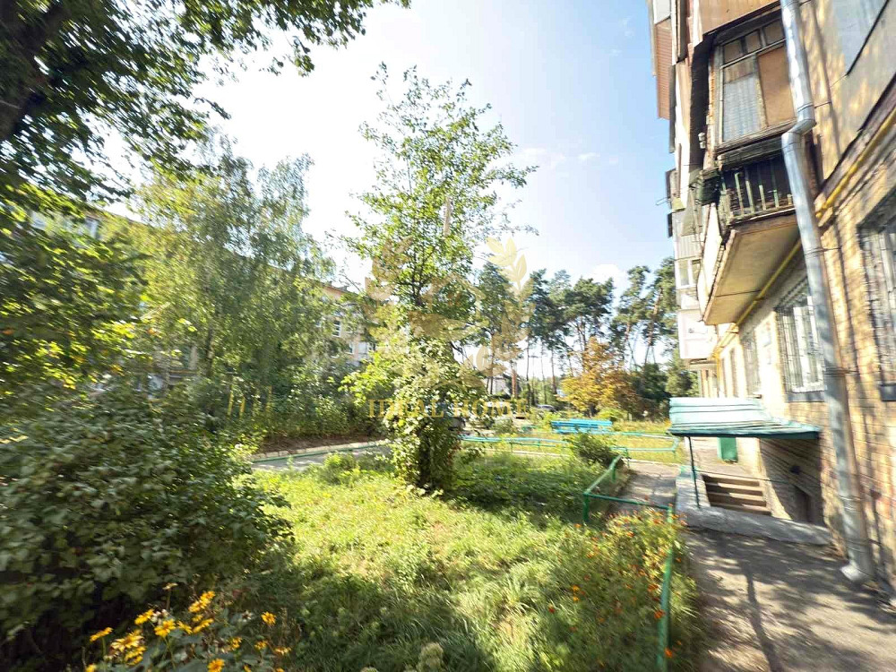 Продаж Квартира 3-кімнатна, 5/5 поверх на Светлая ул., 6 Київ - фото 3