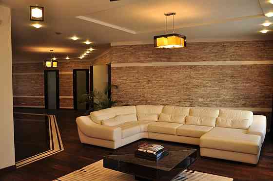 Оренда Квартира 2-кімнатна, 11/20 поверх на Литературная ул., 1а Одеса