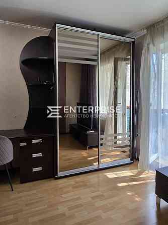 Продаж Квартира 2-кімнатна, 1/10 поверх Киев