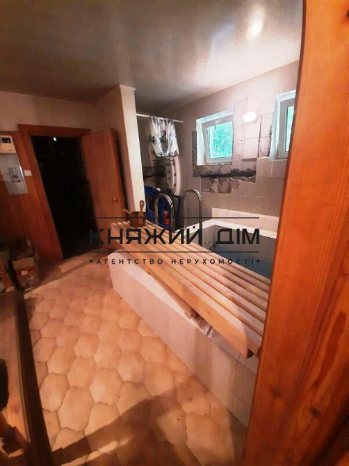 Шикарный большой дом с бассейном с.Малая Александровка.Код:229476  - фото 17