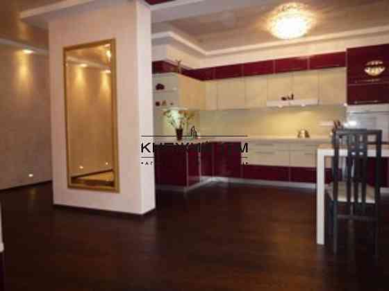 Шикарная, просторная 3-х к. кв. на Днепровской набережной. № 2192239 Київ