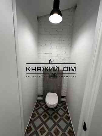 Оренда офісне приміщення на Межигорская ул. поверх - 4/5 Київ