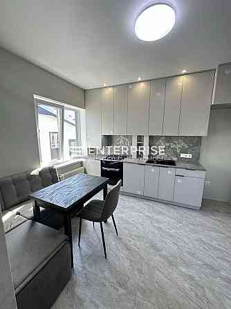 Продаж Квартира 2-кімнатна, 5/5 поверх 