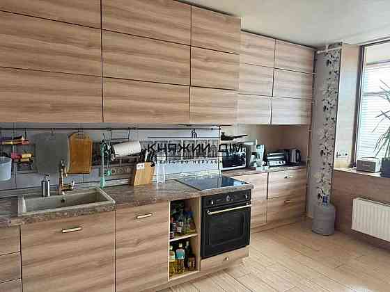 Простора 4-кімнатна квартира для сім’ї | вул. Дніпровська набережна, 26-І.м.Осокорки Київ