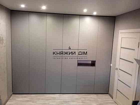 Продаж Квартира 2-кімнатна, 27/27 поверх на Вишняковская ул. Київ