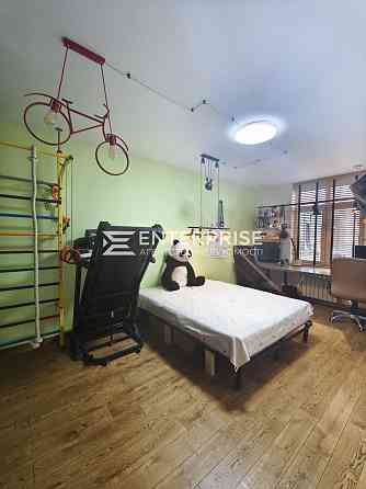 Продаж Квартира 2-кімнатна, 13/16 поверх на вул. Василя Липківського (раніше Урицького) Kiev