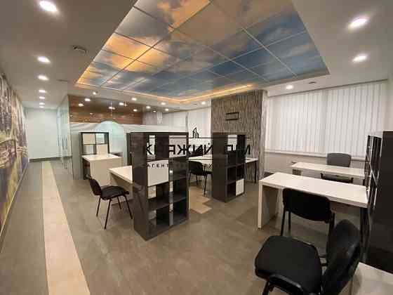 Оренда офісне приміщення на Щорса ул. поверх - 1/24 Kiev