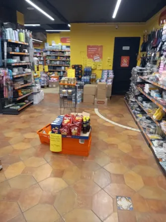 Shop on Gagarina (Nagorka) with tenants. Located on Gagarina Ave. 23 Dnipro